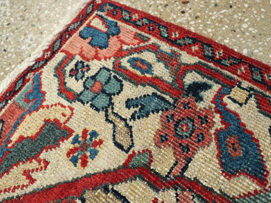 Antique Persian Mahal Rug, No.17947 - Gss