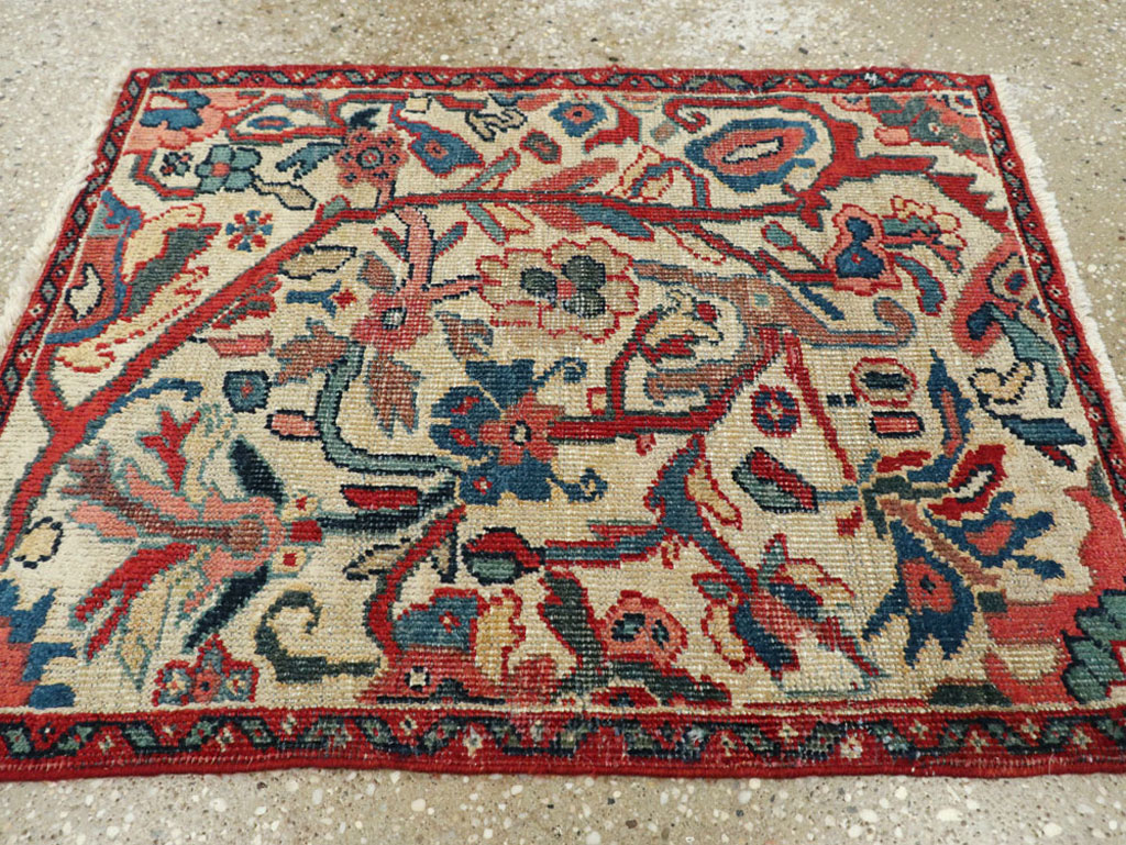Antique Persian Mahal Rug, No.17947 - Gss
