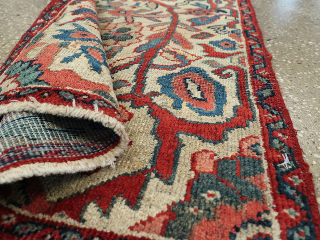 Antique Persian Mahal Rug, No.17947 - Gss