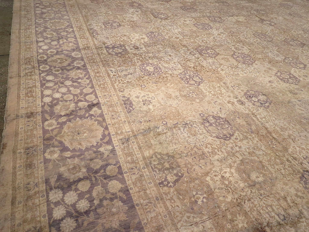 Vintage Turkish Sivas Oversize Carpet, No.17982 - Gss