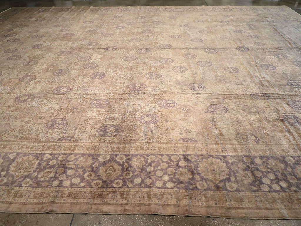 Vintage Turkish Sivas Oversize Carpet, No.17982 - Gss