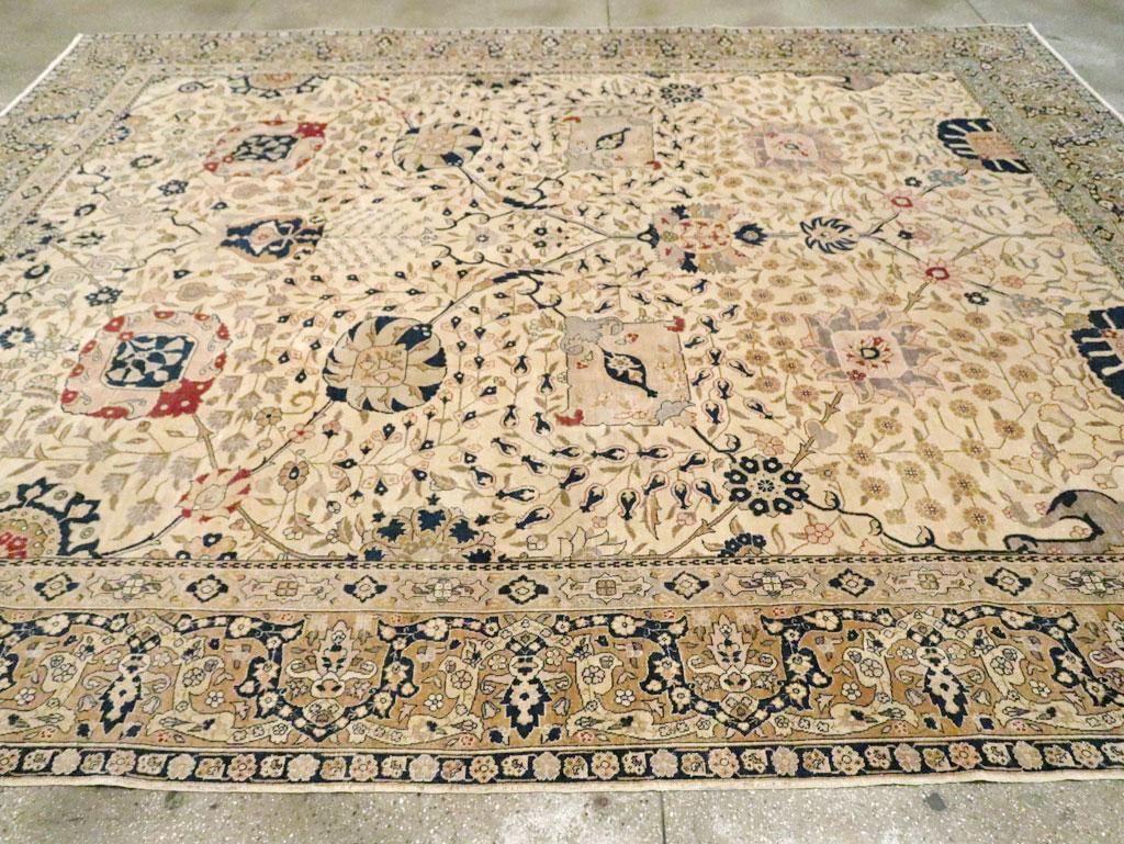 Antique Persian Tabriz Carpet, No.18022 - Gss