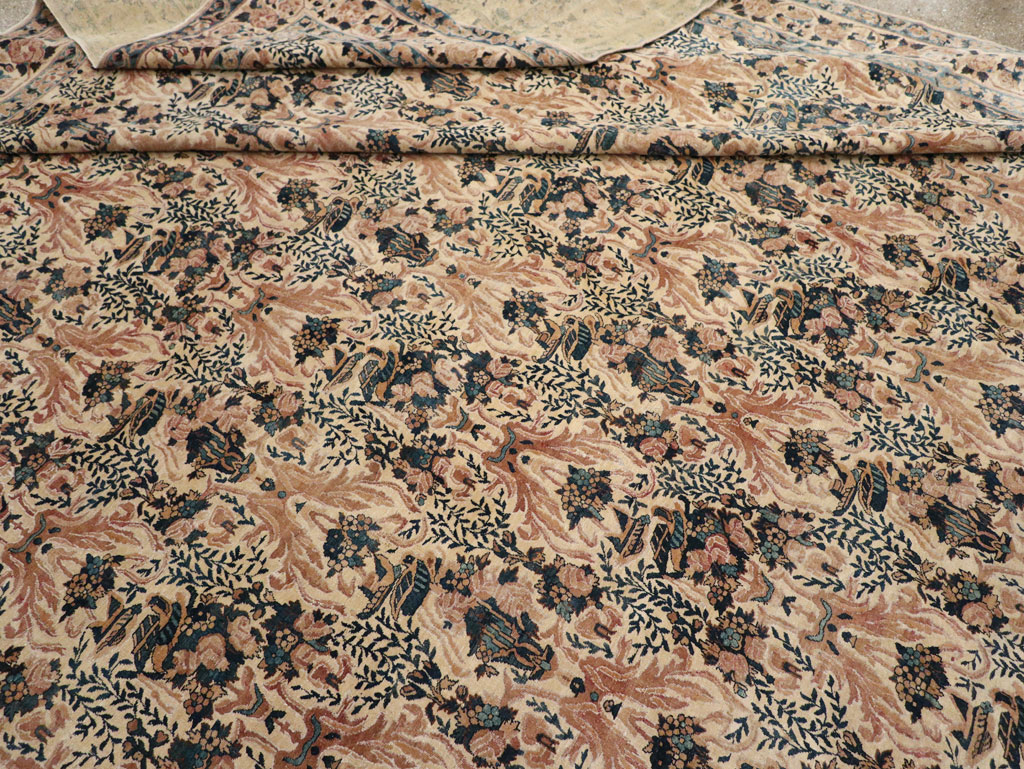 Antique Persian Lavar Kerman Carpet, No.18137 - Gss