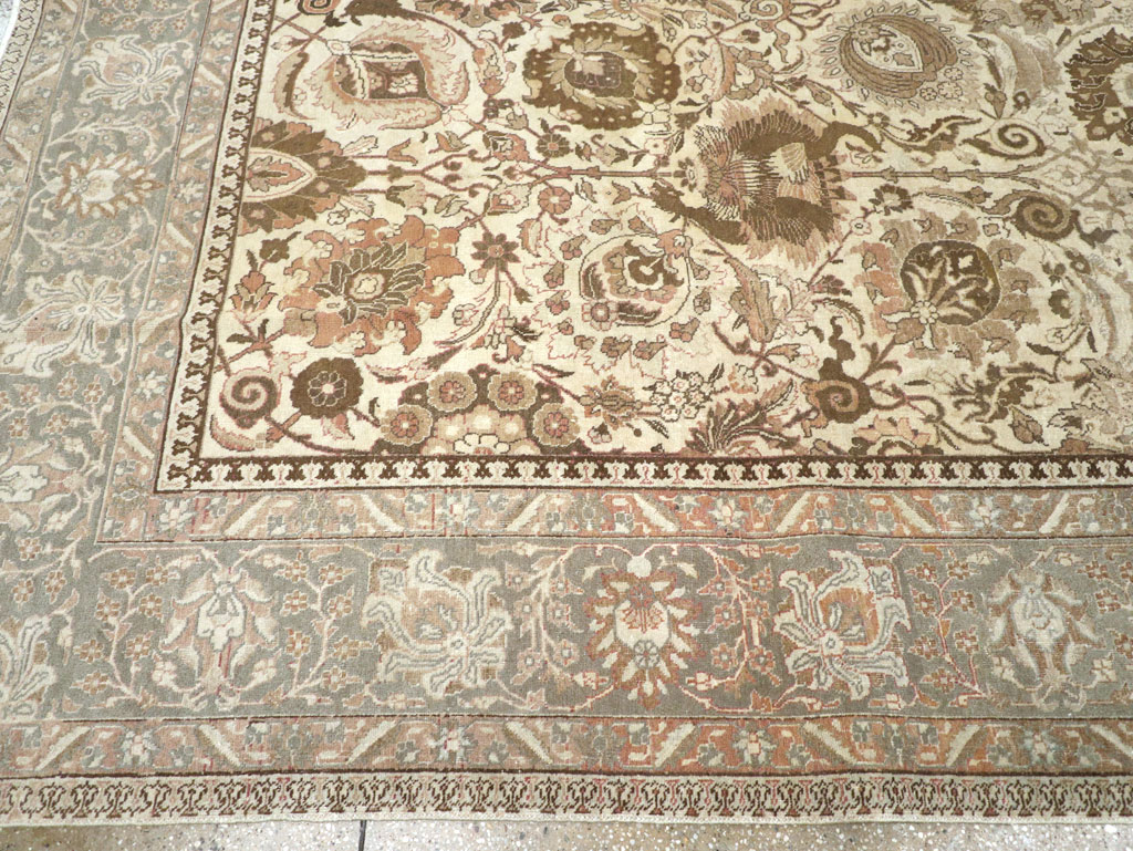 Vintage Persian Tabriz Carpet, No.18159 - Gss