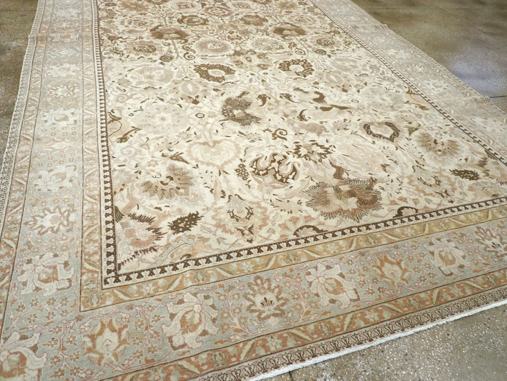 Vintage Persian Tabriz Carpet, No.18159 - Gss
