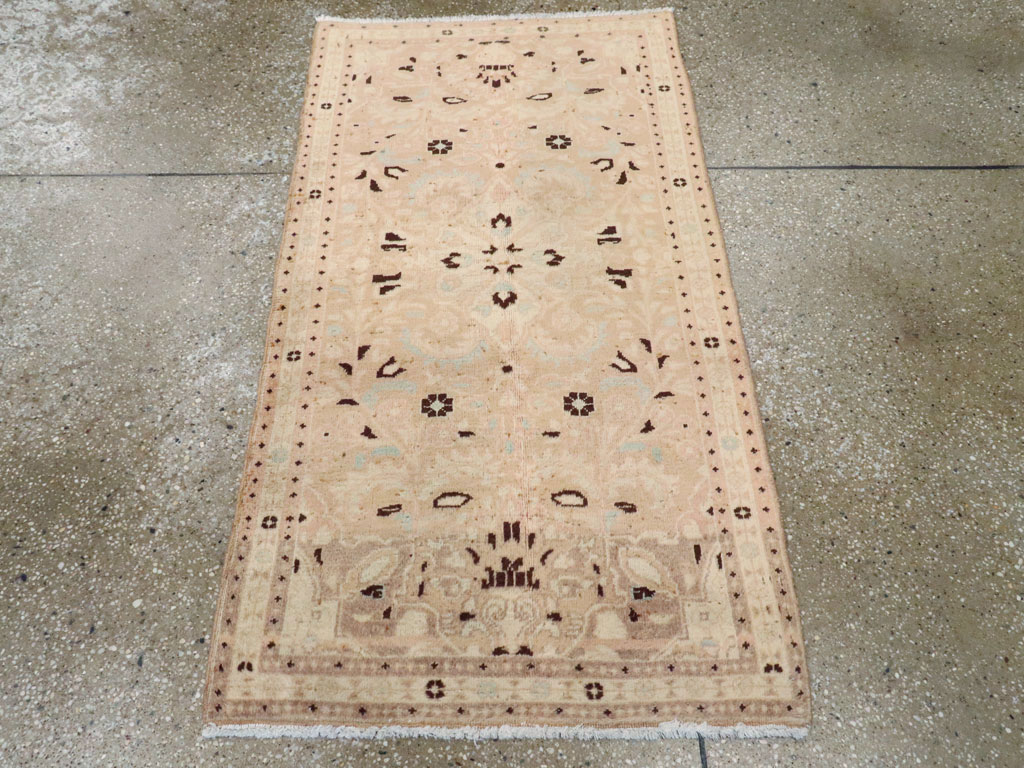 Antique Persian Tabriz Rug, No.18160 - Gss