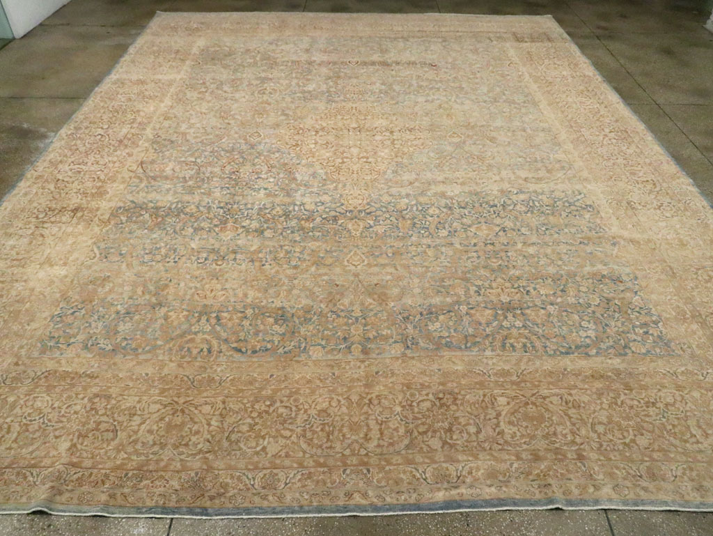 Antique Persian Lavar Kerman Carpet, No.18170 - Gss
