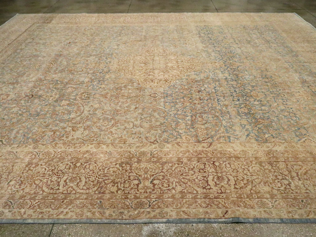 Antique Persian Lavar Kerman Carpet, No.18170 - Gss
