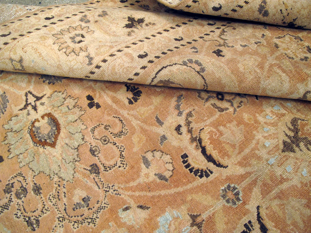 Antique Persian Mashad Carpet, No.18177 - Gss