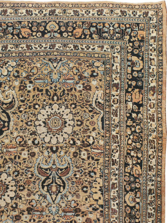 Antique Persian Mashad Carpet, No.18181 - Gss