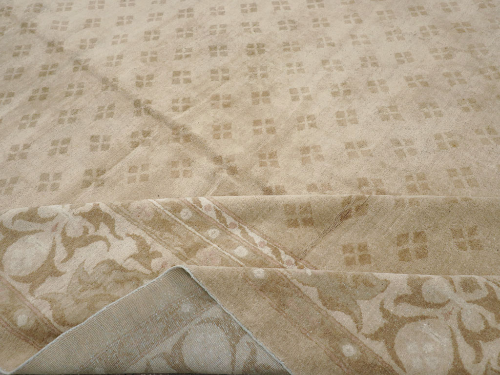 Antique Indian Agra Carpet, No.18259 - Gss