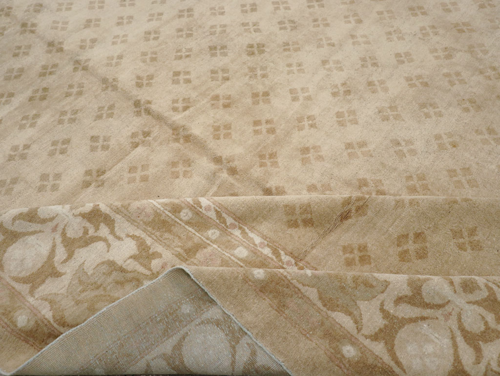 Antique Indian Agra Carpet, No.18259 - Gss