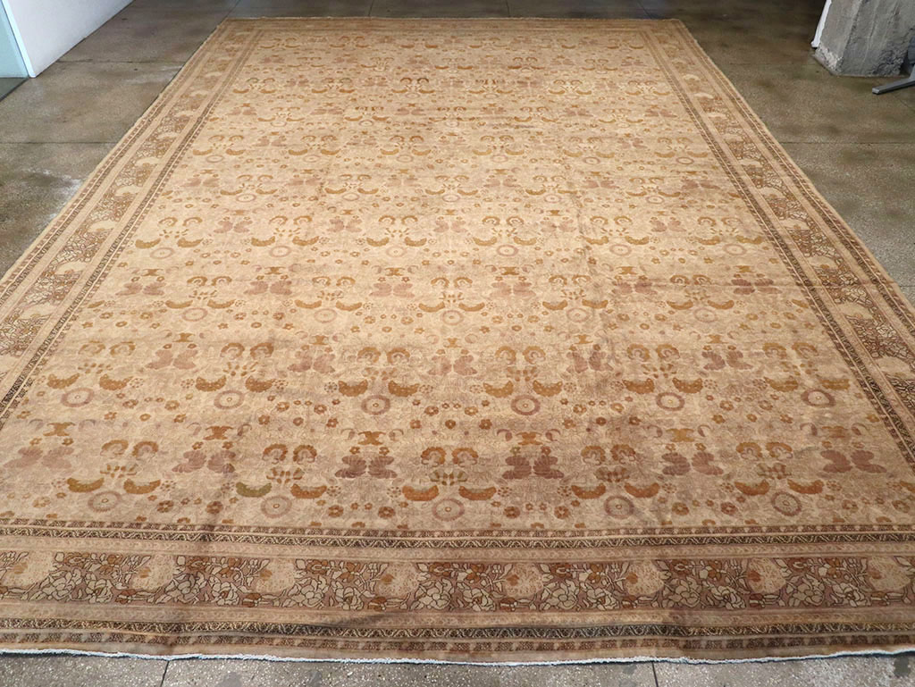 Antique Persian Tabriz Carpet, No.18268 - Gss