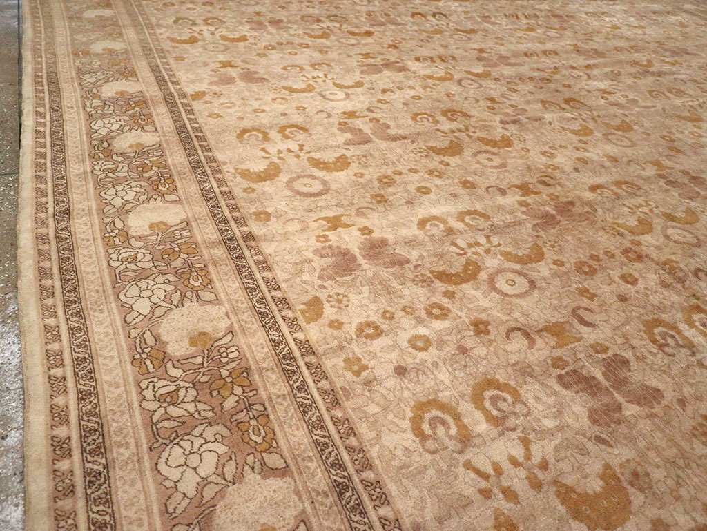 Antique Persian Tabriz Carpet, No.18268 - Gss