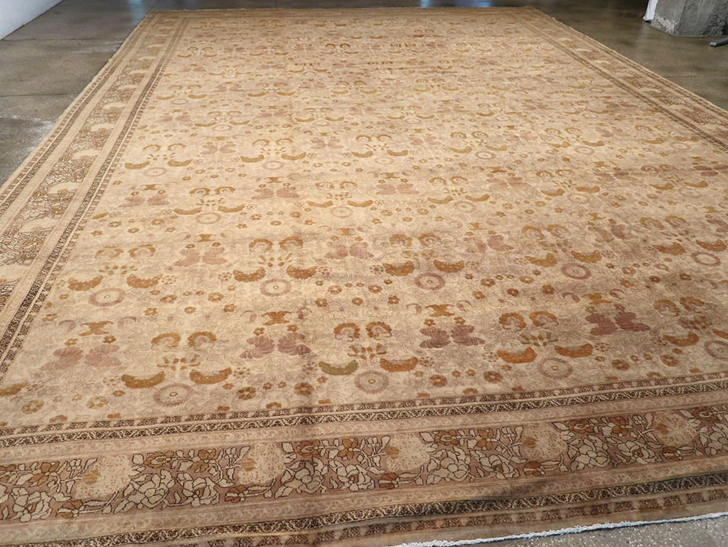 Antique Persian Tabriz Carpet, No.18268 - Gss