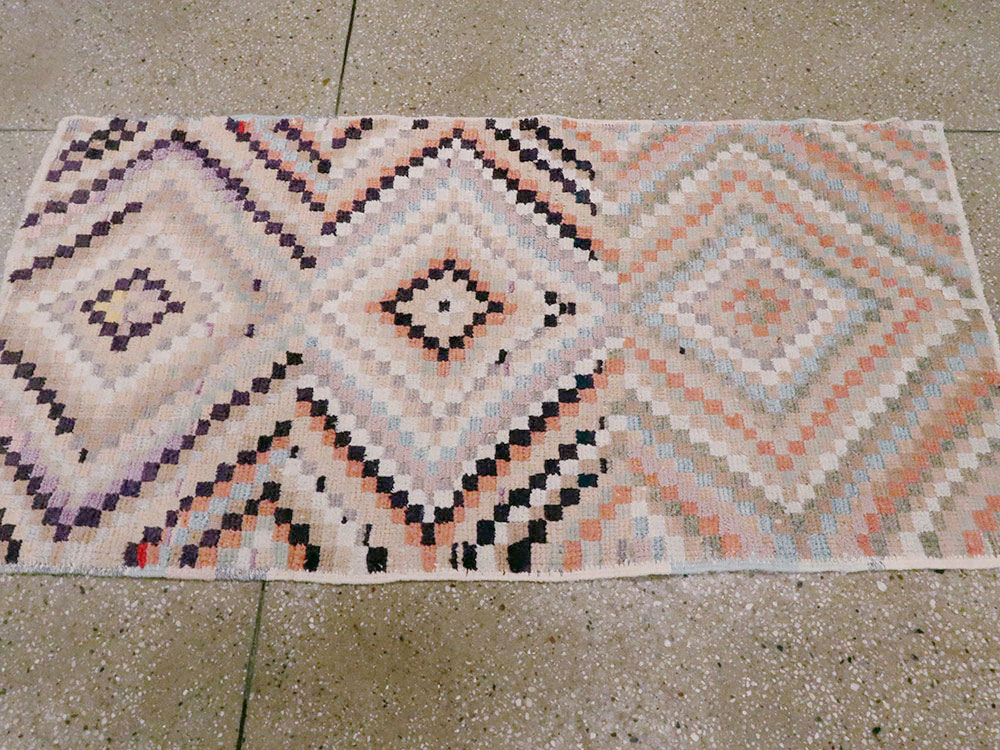 Vintage Anatolian Rug, No.18269 - Gss