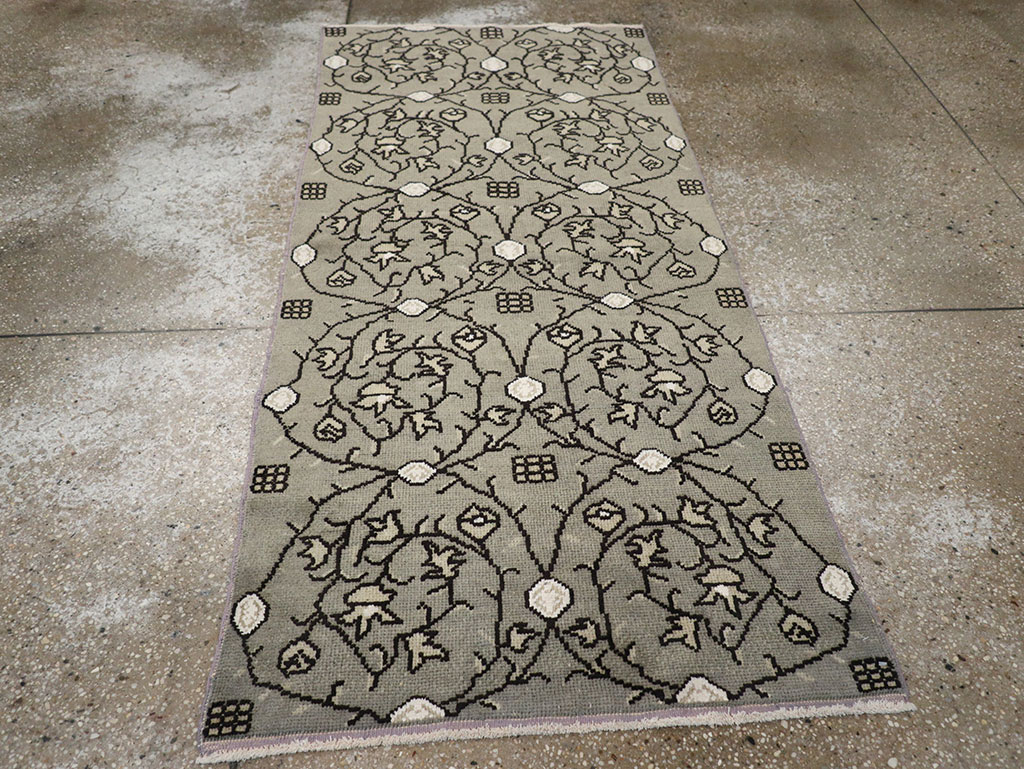 Vintage Turkish Anatolian Rug, No.18300 - Gss