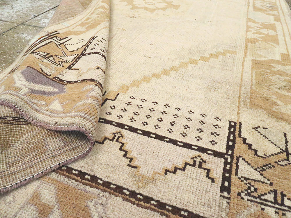 Vintage Turkish Oushak Rug, No.18314 - Gss