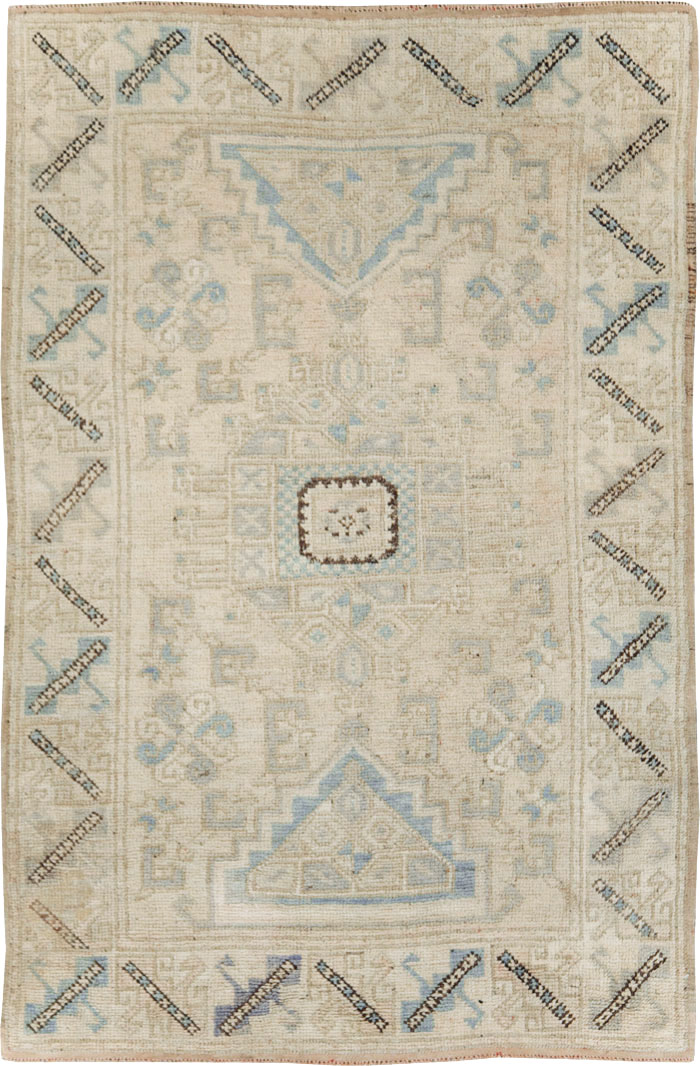 Vintage Anatolian Rug, No.18316 - Gss
