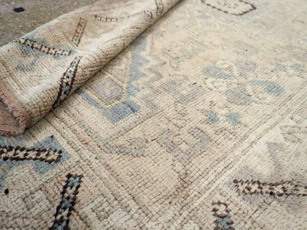 Vintage Anatolian Rug, No.18316 - Gss