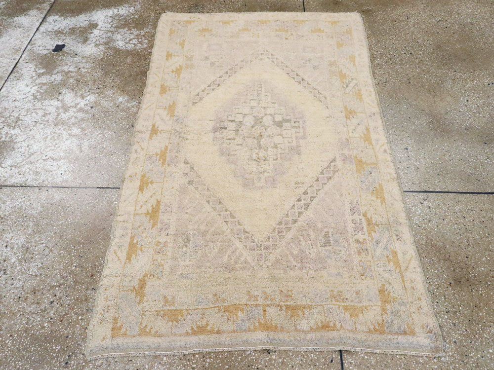 Vintage Turkish Oushak Rug, No.18319 - Gss