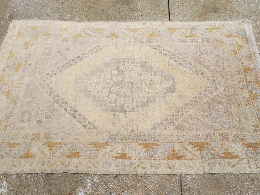 Vintage Turkish Oushak Rug, No.18319 - Gss