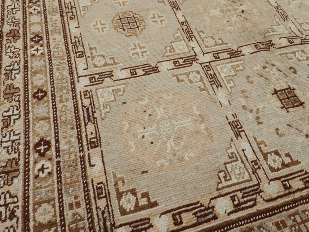 Vintage East Turkestan Khotan Carpet, No.18368 - Gss