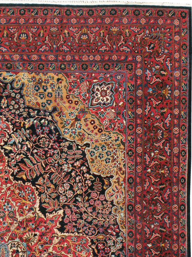 Antique Persian Sarouk Carpet, No.18387 - Gss