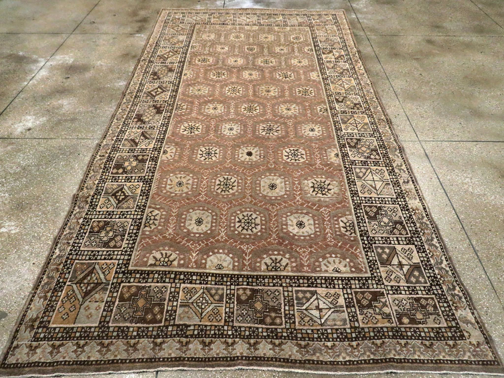 Antique East Turkestan Khotan Gallery Rug, No.18427 - Gss