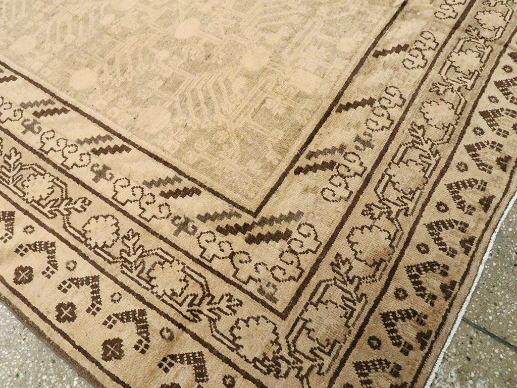 Vintage East Turkestan Khotan Carpet, No.18439 - Gss