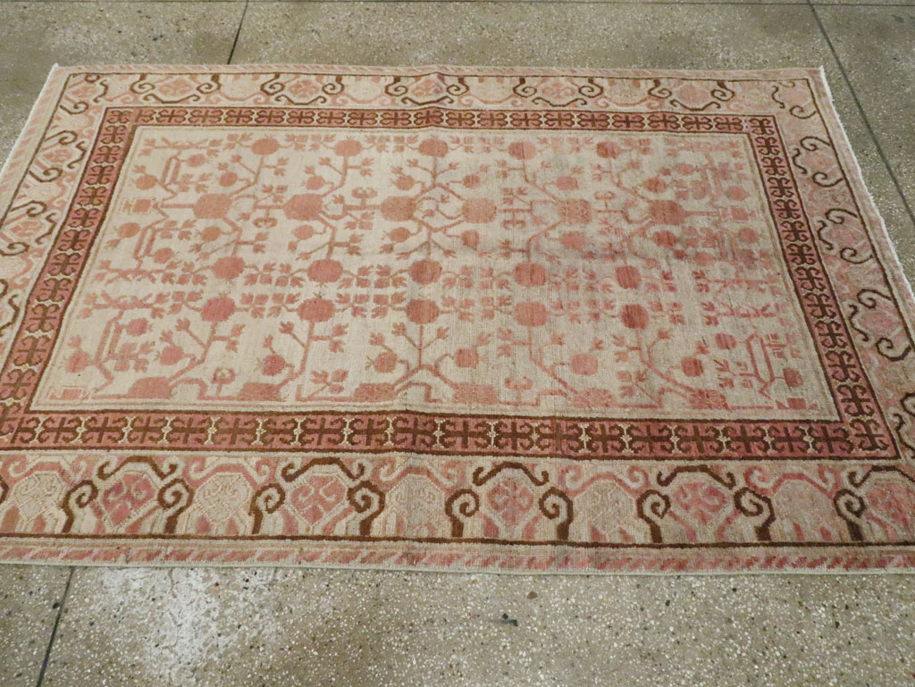 Vintage East Turkestan Khotan Rug, No.18442 - Gss