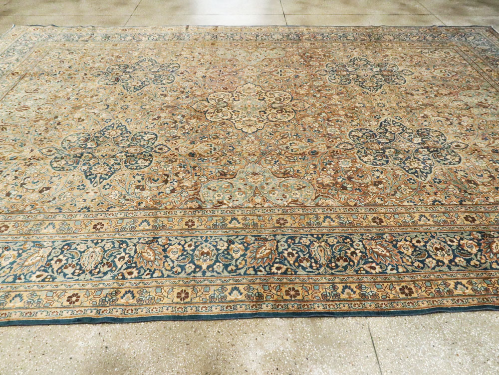 Antique Persian Mashad Carpet, No.18484 - Gss