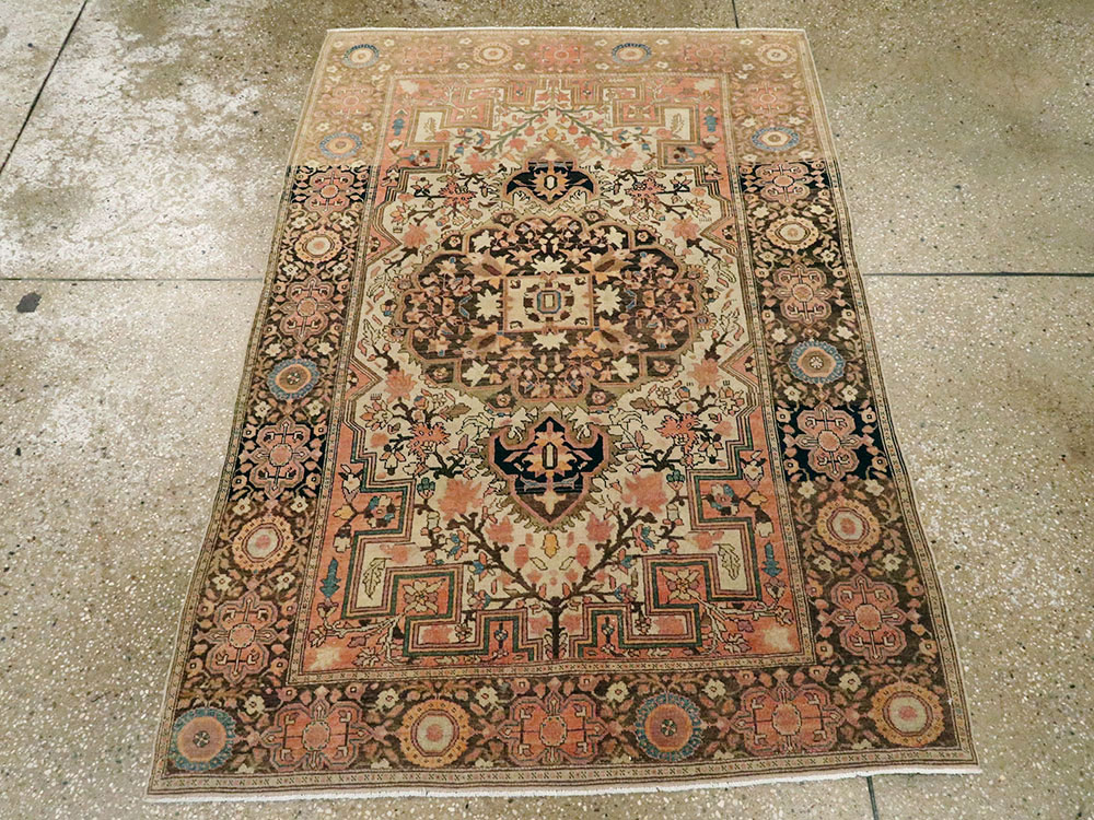 Antique Persian Sarouk Farahan Rug, No.18504 - Gss