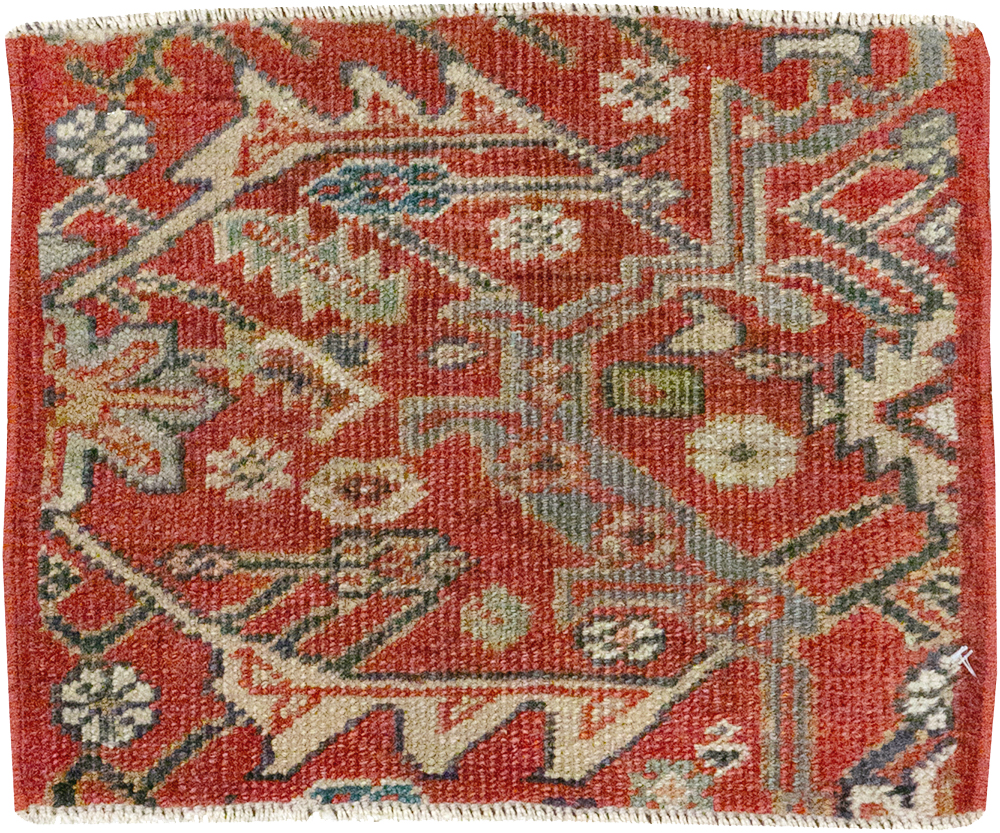 Antique Persian Mahal Throw Rug, No.18520 - Gss