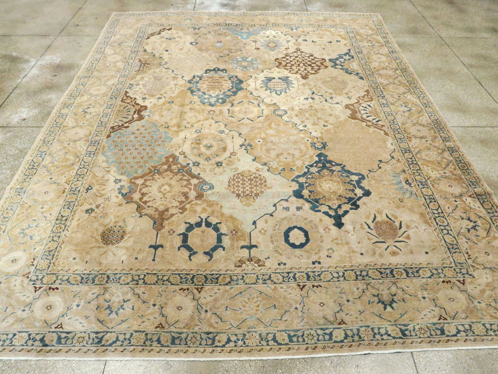 Antique Persian Tabriz Carpet, No.18571 - Gss