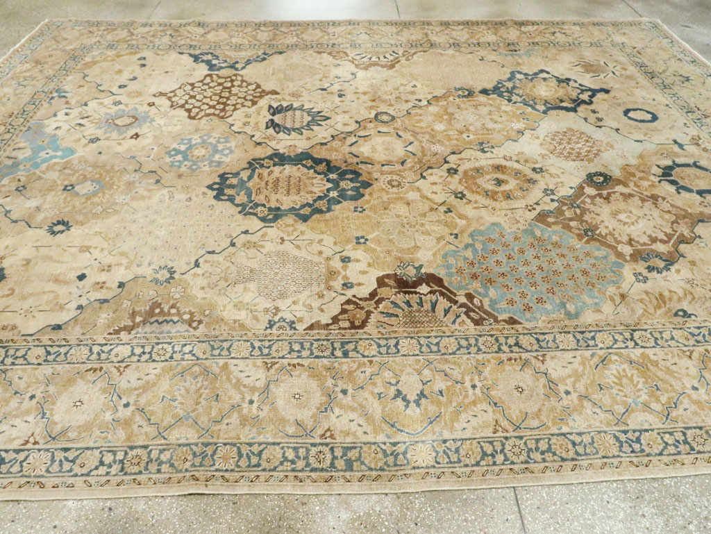 Antique Persian Tabriz Carpet, No.18571 - Gss