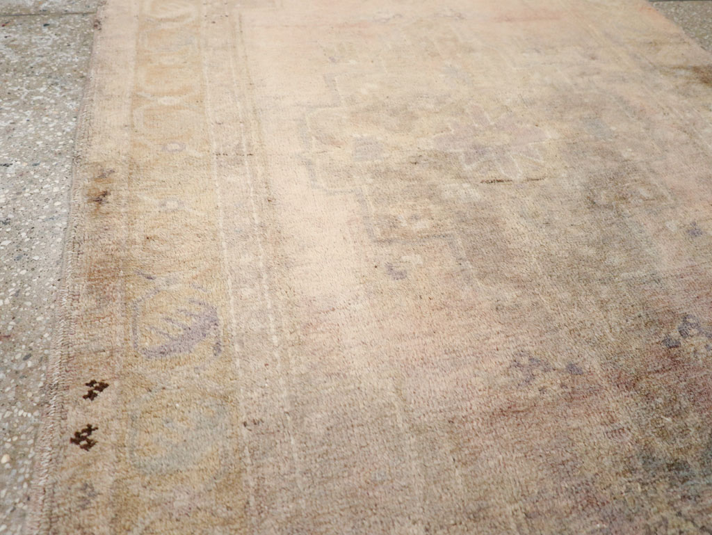 Antique Turkish Oushak Rug, No.18599 - Gss