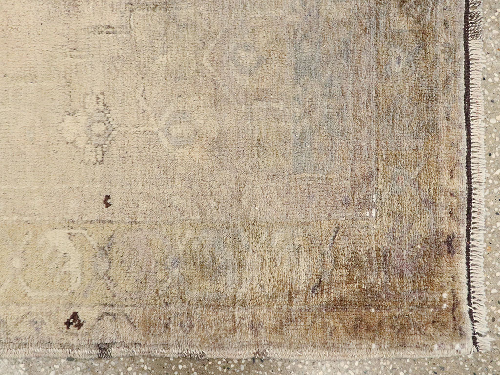 Antique Turkish Oushak Rug, No.18599 - Gss