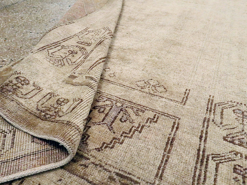 Vintage Turkish Oushak Rug, No.18602 - Gss