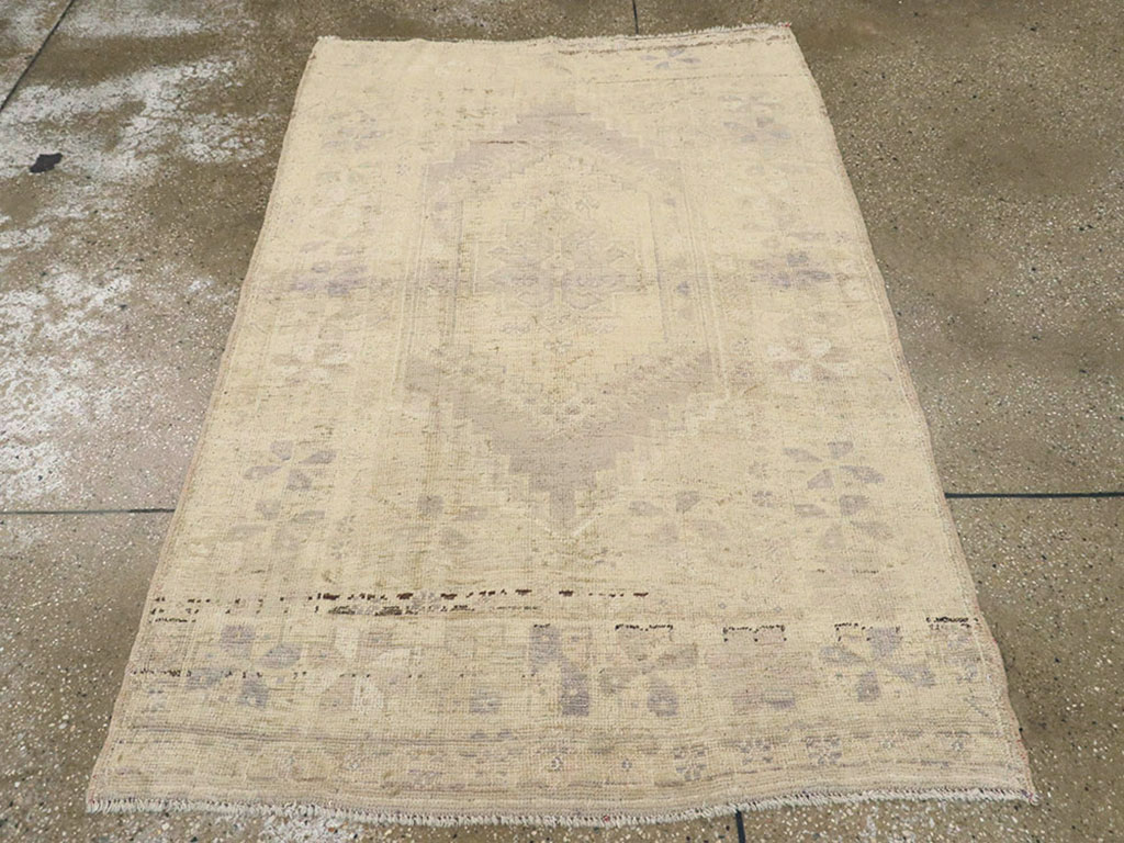 Vintage Turkish Oushak Rug, No.18606 - Gss