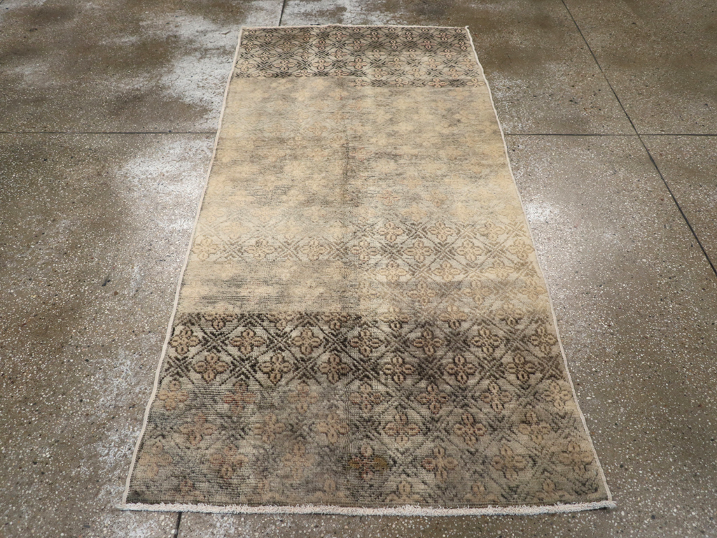 Vintage Turkish Anatolian Rug, No.18610 - Gss