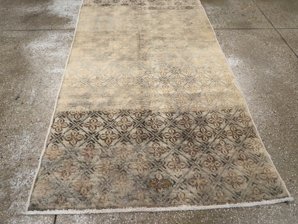 Vintage Turkish Anatolian Rug, No.18610 - Gss
