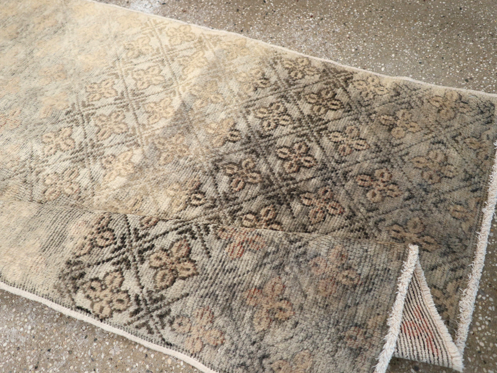 Vintage Turkish Anatolian Rug, No.18610 - Gss