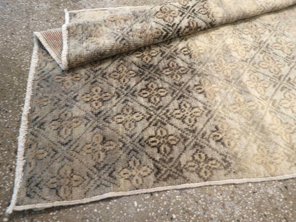 Vintage Turkish Anatolian Rug, No.18610 - Gss