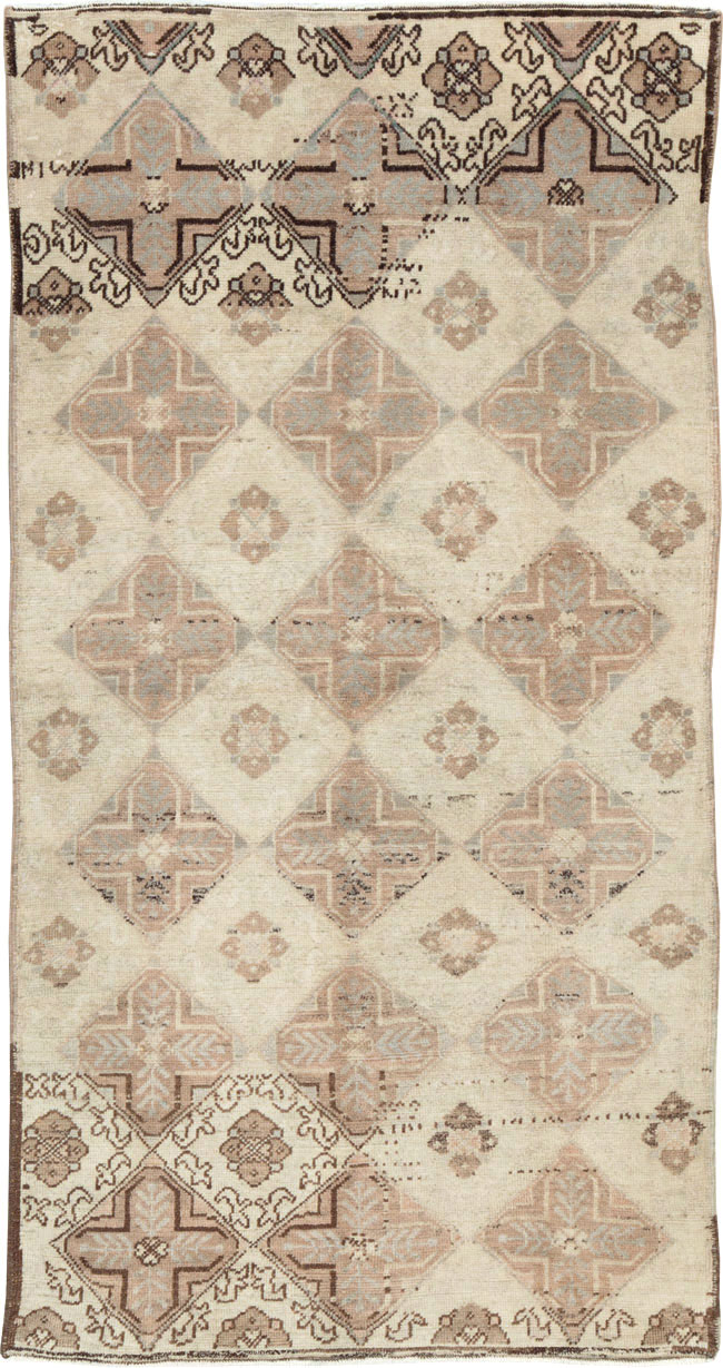Vintage Turkish Anatolian Rug, No.18612 - Gss