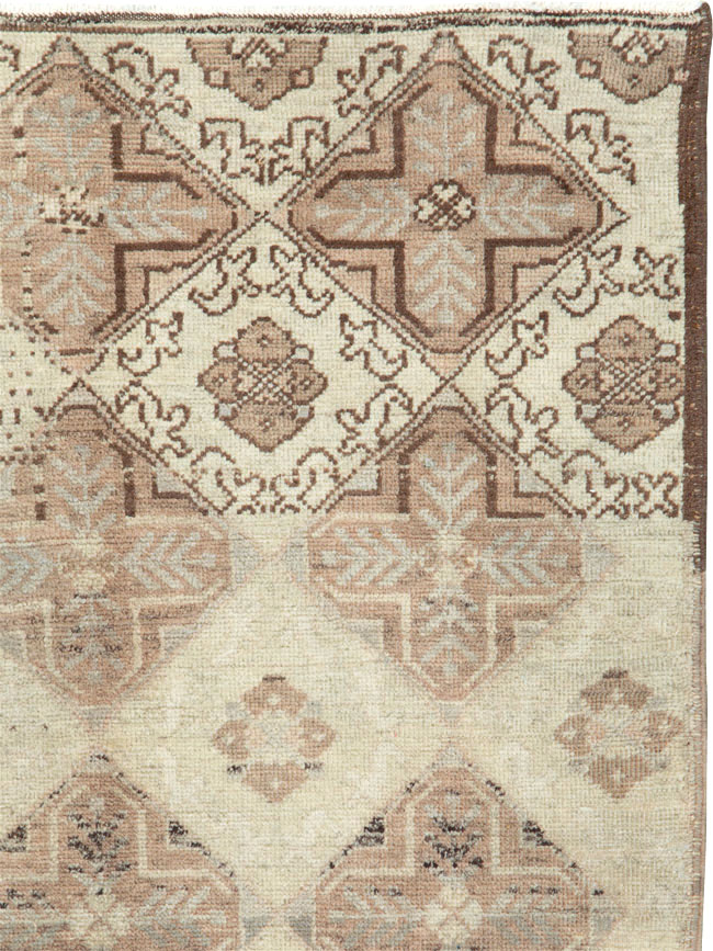Vintage Turkish Anatolian Rug, No.18612 - Gss