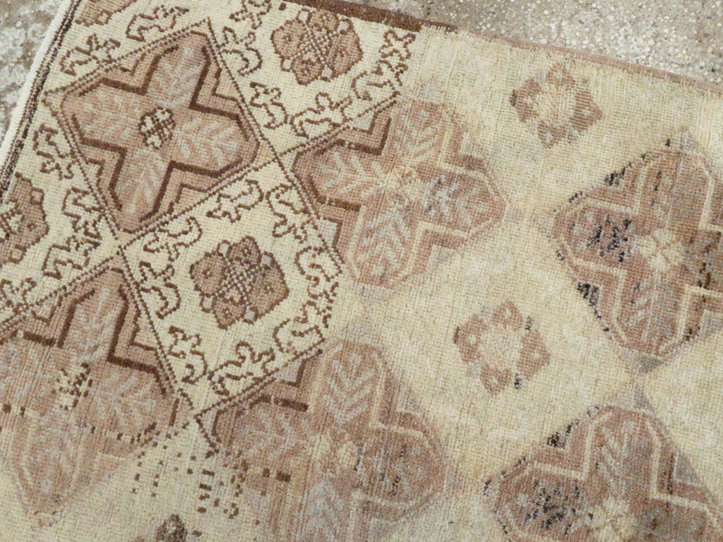 Vintage Turkish Anatolian Rug, No.18612 - Gss