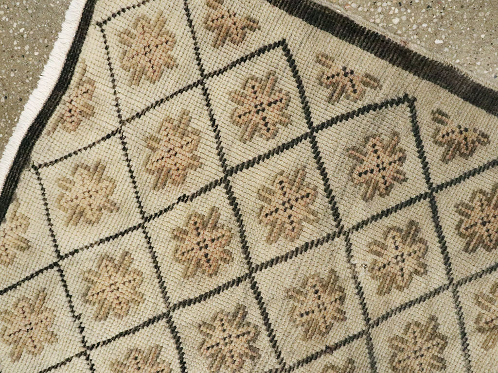 Vintage Turkish Anatolian Rug, No.18615 - Gss