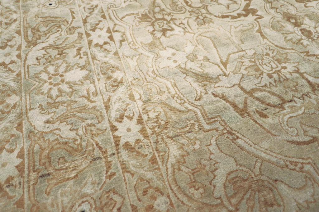 Antique Persian Lavar Kerman Rug, No.18620 - Gss