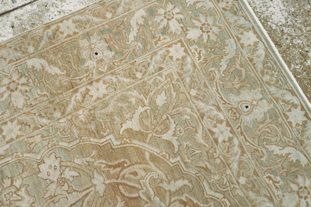 Antique Persian Lavar Kerman Rug, No.18620 - Gss